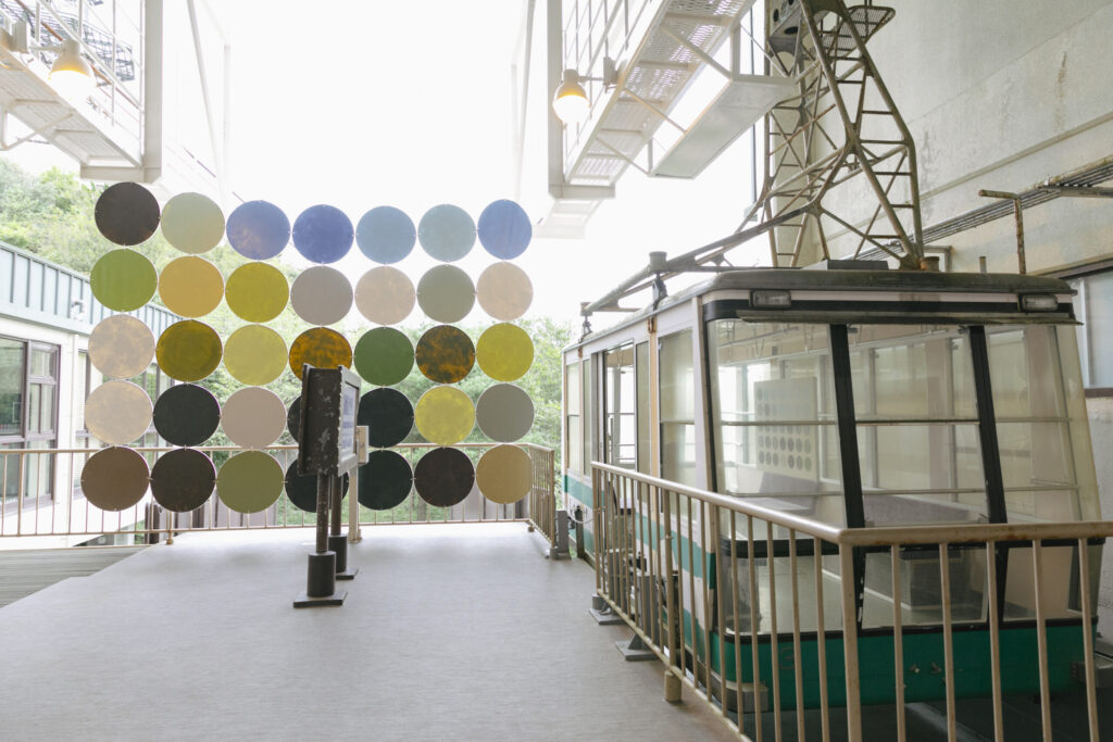 Miki Wanibuchi’s artwork which is shown at ROKKO MEETS ART 2023.