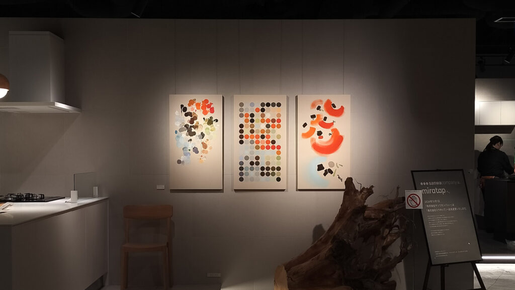 Miki Wanibuchi’s artwork at the Prize winners’ exhibition held for “sanwacompany Art Award / Art in The House 2024.